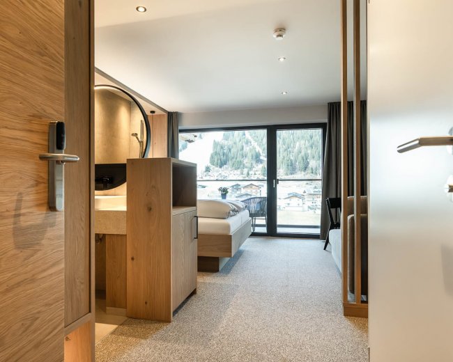 Wohen in Panoramalage in Flachau mit Blick auf die Piste