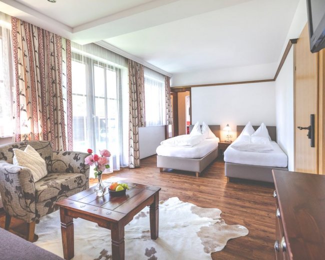 Wohnbeispiel Familiensuite "Alpin" mit Balkon
